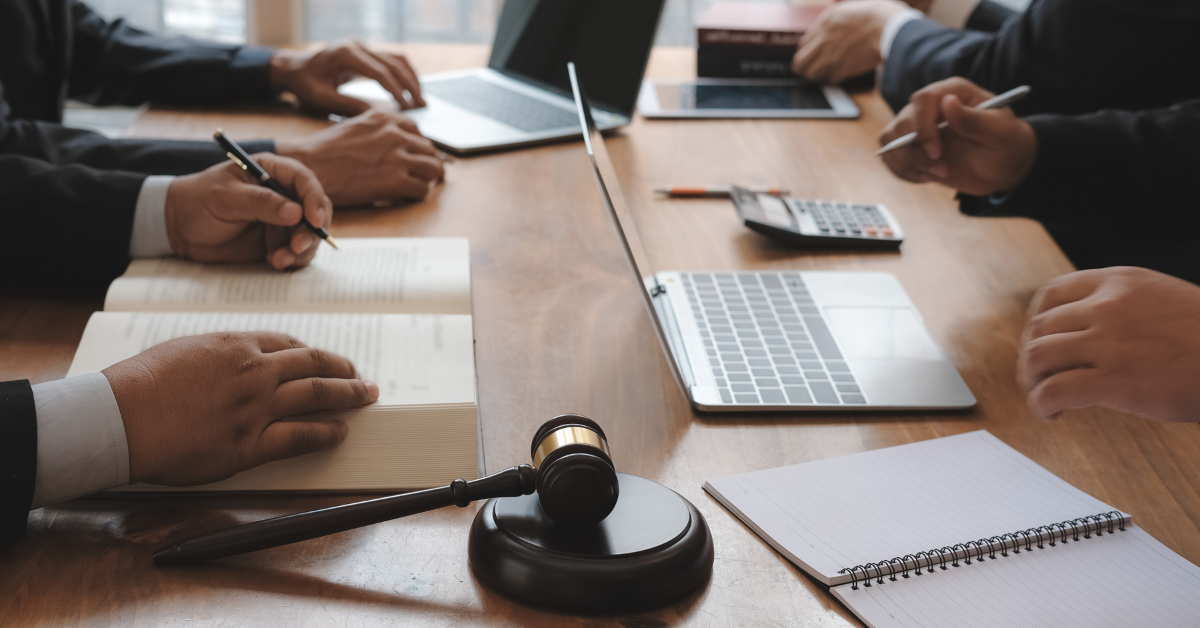 lawyers meeting for a deposition